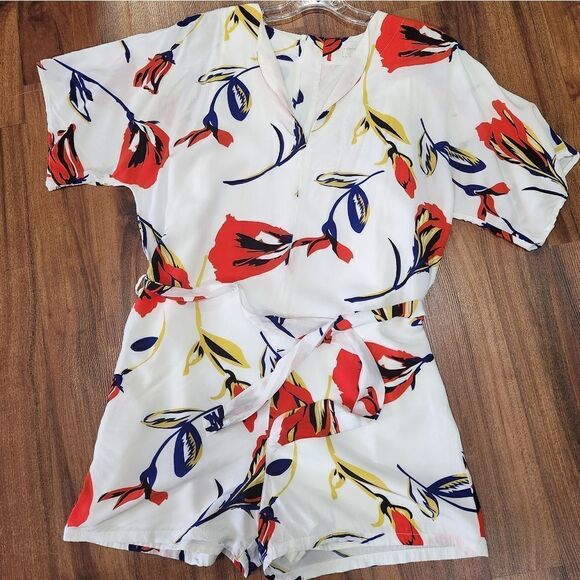 EUC Corey Lynn Calter Anthropologie Poppie Print Romper - Picture 2 of 9